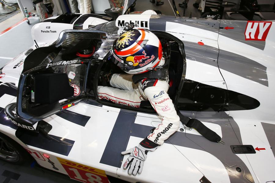  Porsche 919 Hybrid 2015 года  (фото 117 из 481)